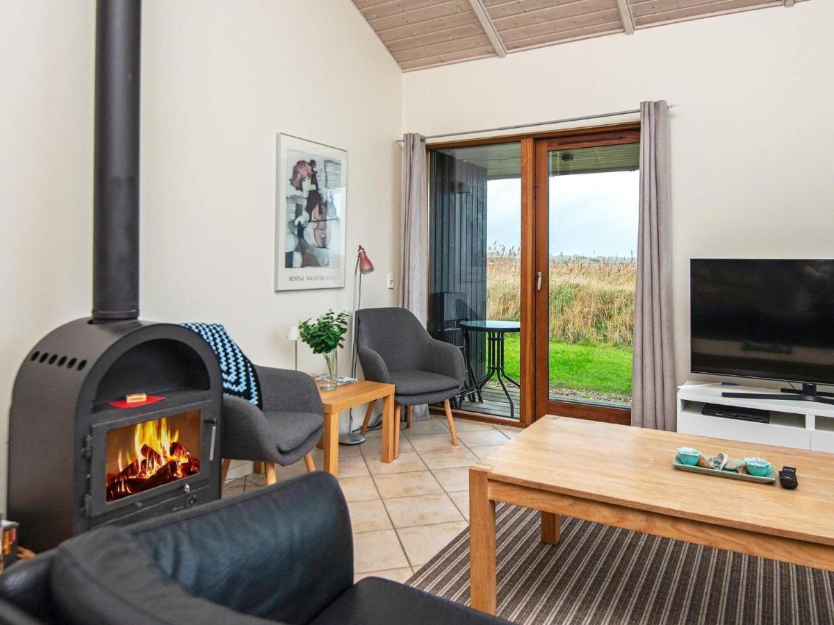 Three-Bedroom Holiday Home In Ulfborg 4 Thorsminde ภายนอก รูปภาพ