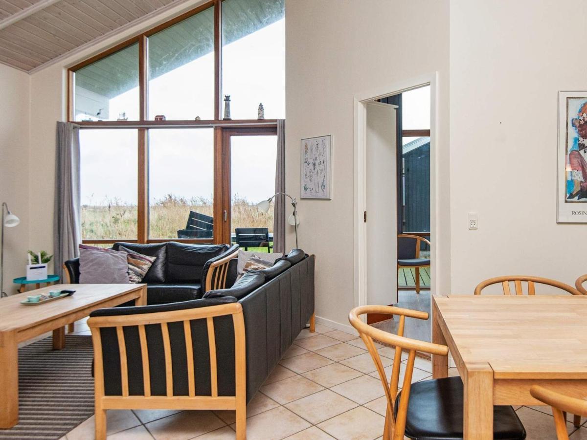 Three-Bedroom Holiday Home In Ulfborg 4 Thorsminde ภายนอก รูปภาพ