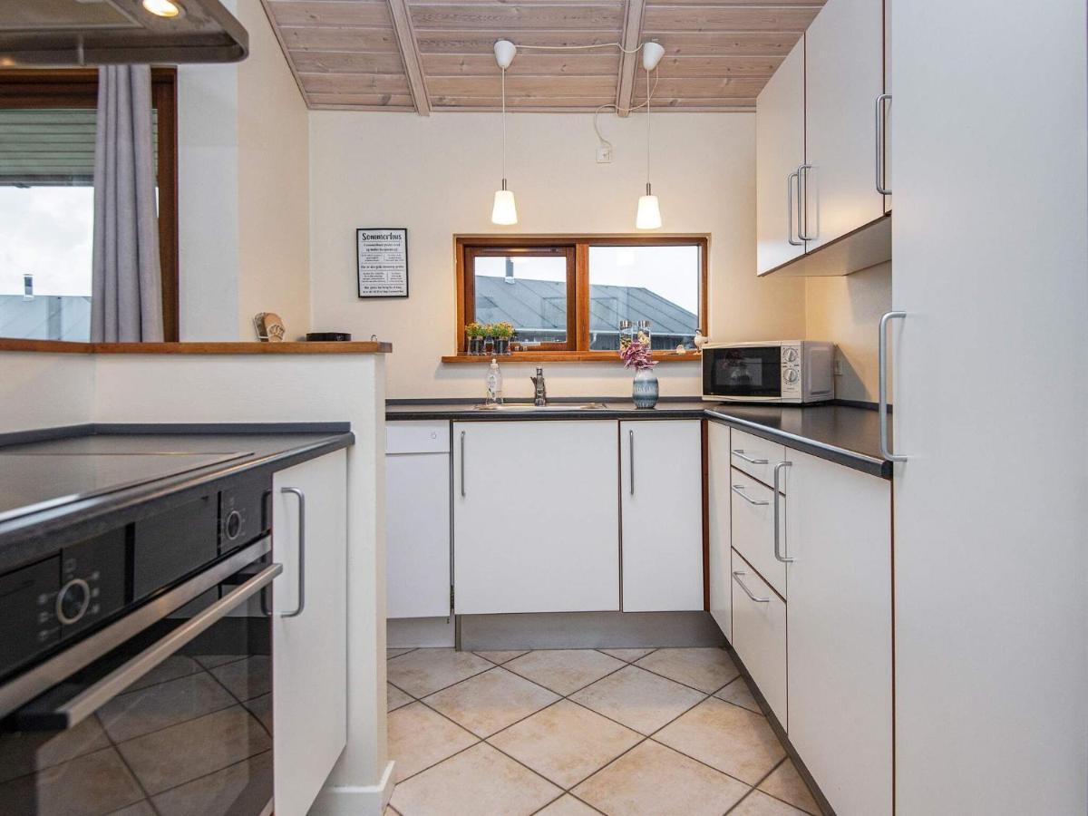 Three-Bedroom Holiday Home In Ulfborg 4 Thorsminde ภายนอก รูปภาพ