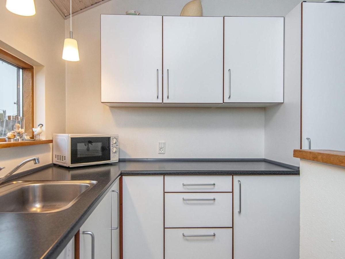 Three-Bedroom Holiday Home In Ulfborg 4 Thorsminde ภายนอก รูปภาพ